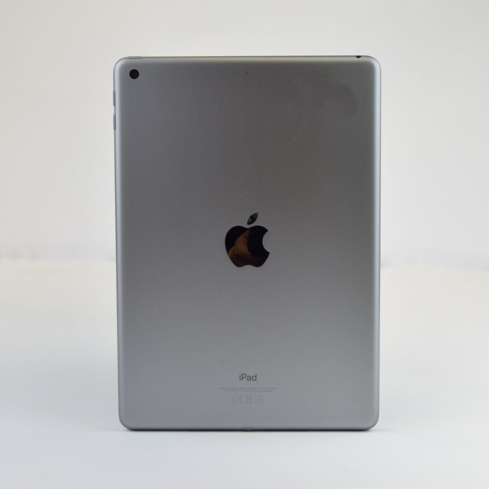 Apple iPad 6th Gen 32GB 128GB Space Grey WiFi Touch ID iPadOS Warranty, Gold