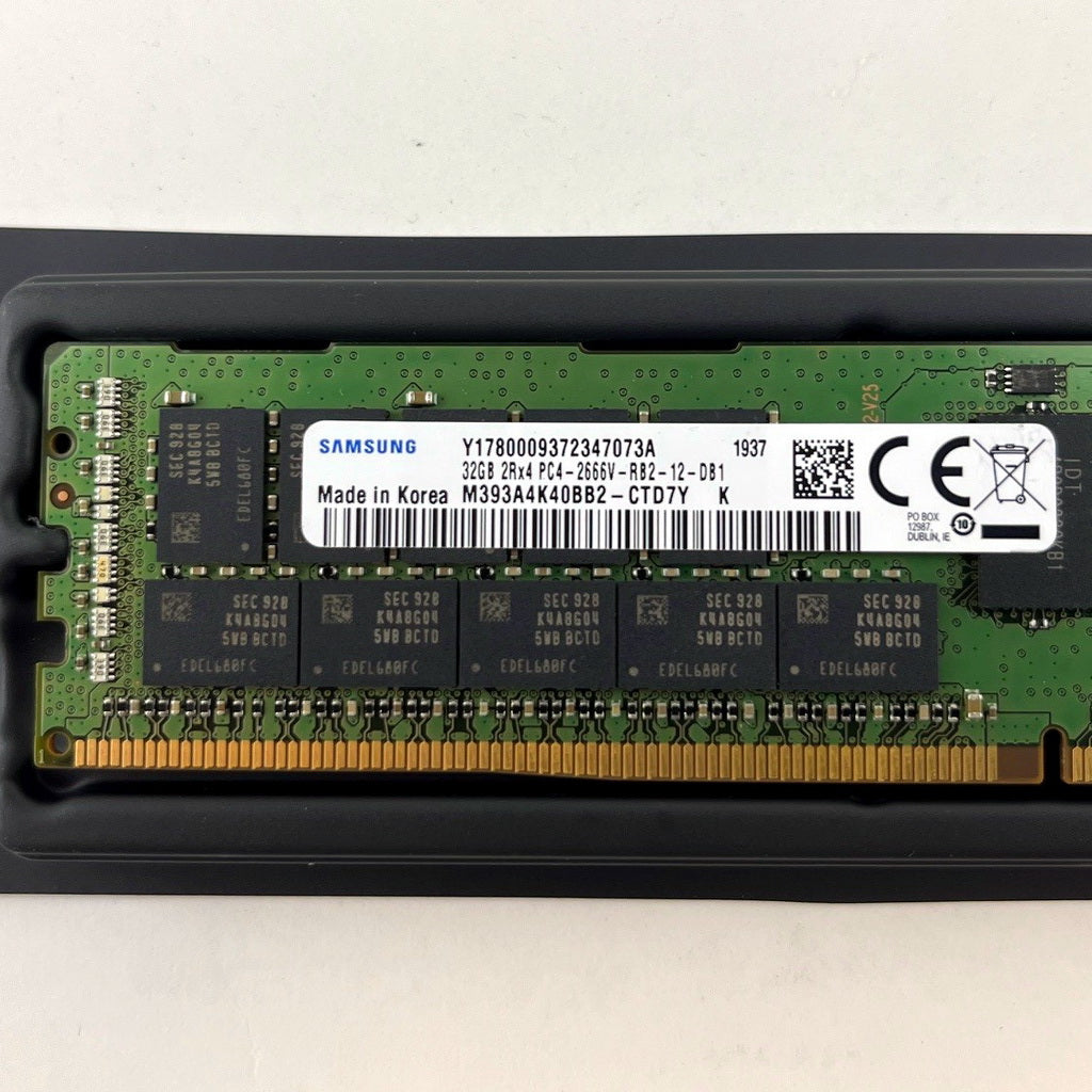 Samsung 32GB 2Rx4 PC4-2666V M393A4K40BB2-CTD Server RAM