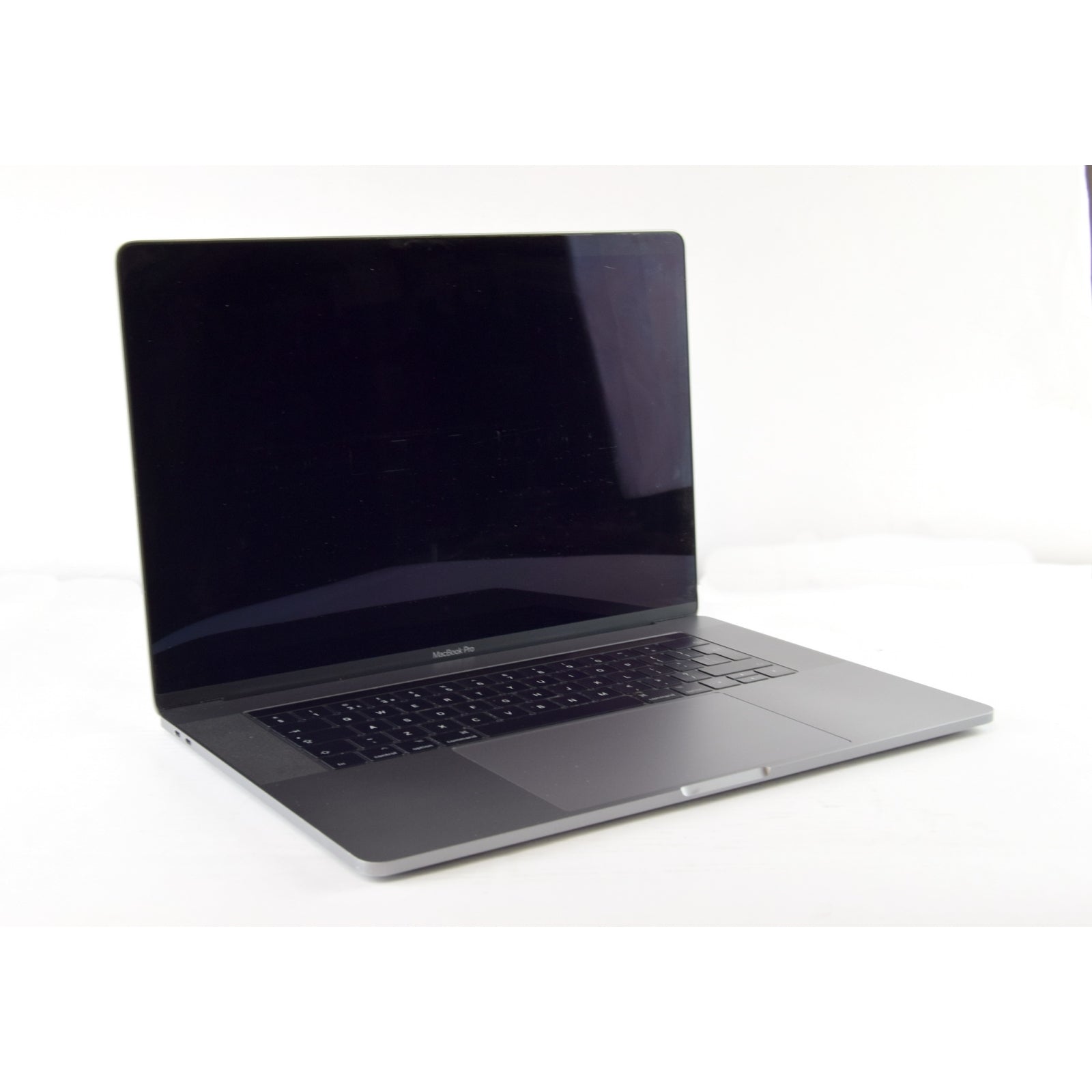 Apple MacBook Pro 2017 (Gold)